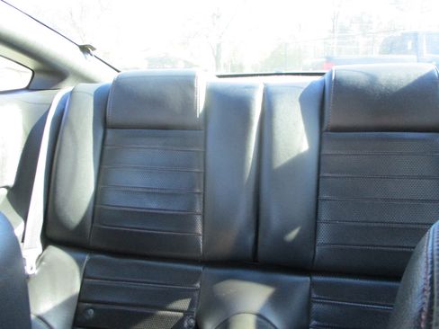 Used 2008 Ford Mustang Premium image 15