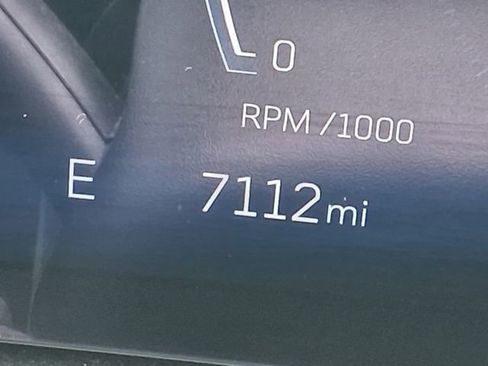 Used 2025 Cadillac XT4 Sport FWD image 14