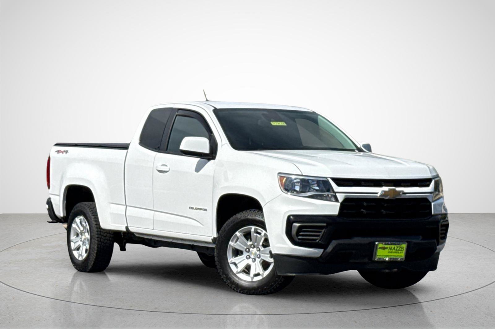 Used 2022 Chevrolet Colorado LT w/ Safety Package AWD/4WD image 2