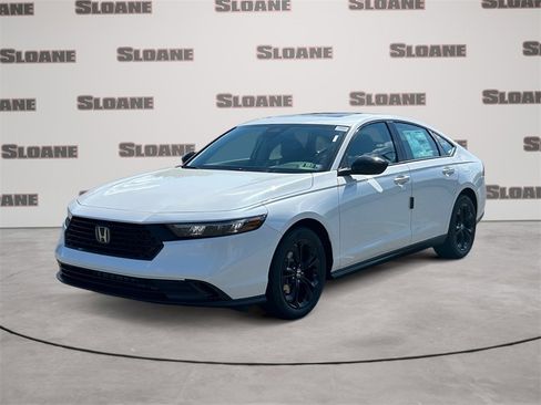 New 2025 Honda Accord SE image 1