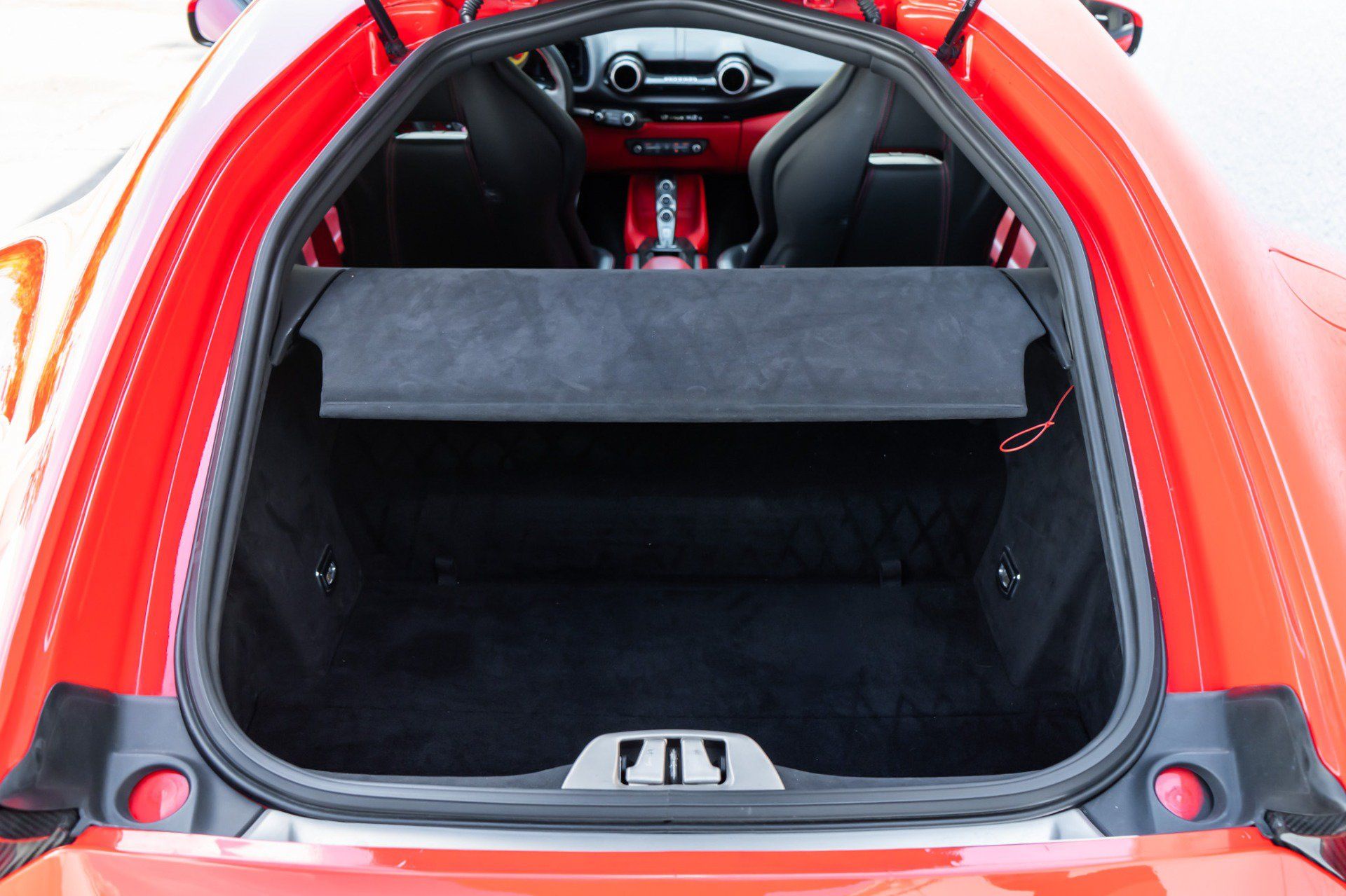 Used 2019 Ferrari 812 Superfast RWD image 51