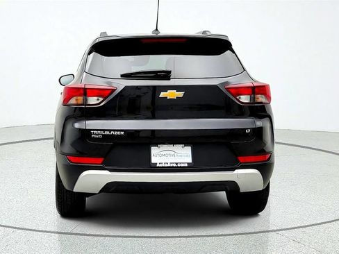 Used 2023 Chevrolet TrailBlazer LT w/ Convenience Package AWD/4WD image 4