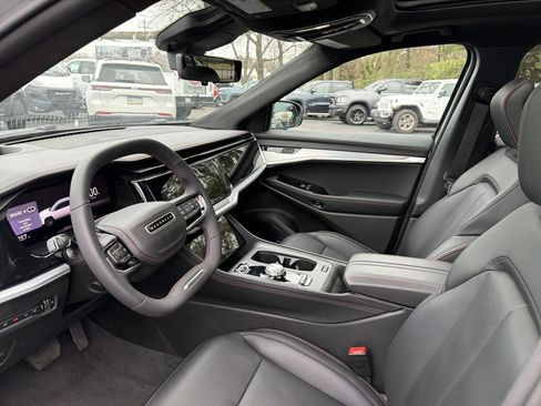 Used 2024 Jeep Wagoneer Launch Edition image 16