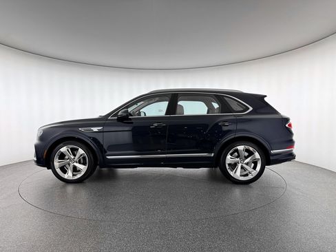 New 2025 Bentley Bentayga image 9
