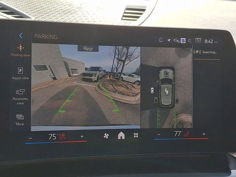 Used 2024 BMW X1 xDrive28i w/ Technology Package image 19