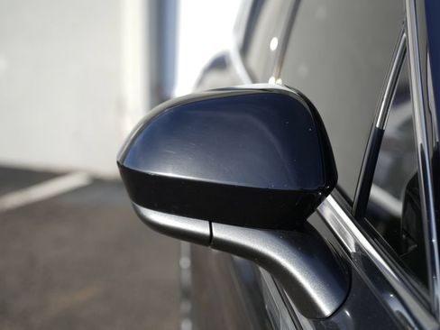 Used 2020 Lincoln Corsair FWD image 11