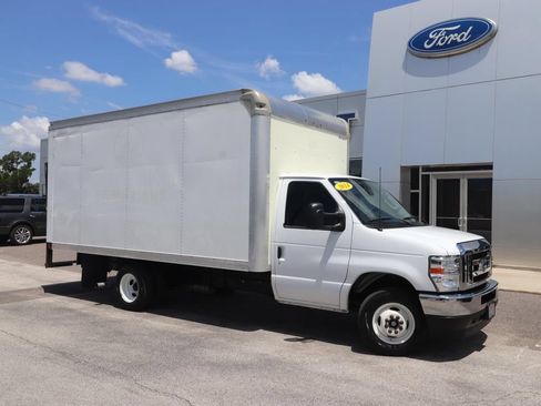 Certified 2024 Ford E-350 and Econoline 350 Super Duty w/ Power Windows & Locks Group RWD image 2