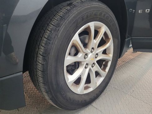Used 2019 Chevrolet Equinox LS w/ LS Convenience Package AWD/4WD image 31