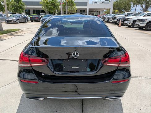 Used 2021 Mercedes-Benz A 220 image 5