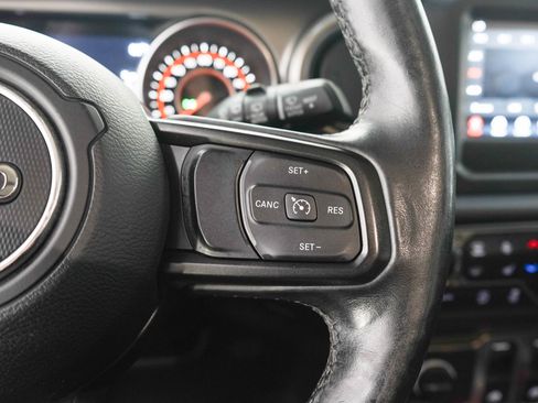 Used 2019 Jeep Wrangler Sport AWD/4WD image 20