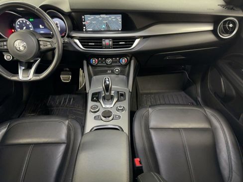 Used 2024 Alfa Romeo Stelvio Ti image 28