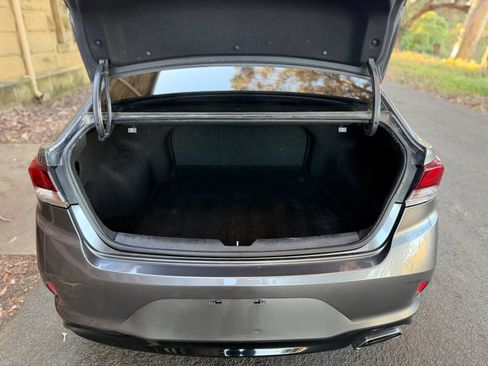 Used 2018 Hyundai Sonata SE FWD image 24