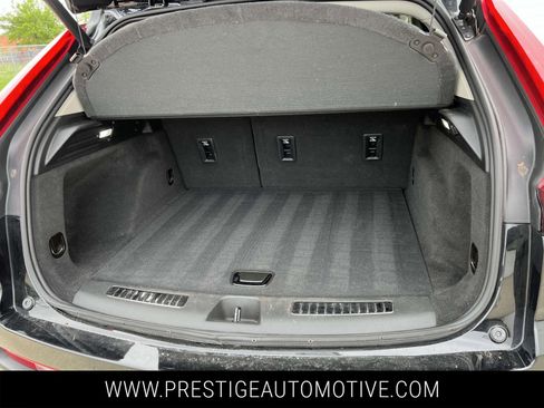 Used 2023 Cadillac XT4 Premium Luxury w/ Cold Weather Package image 12