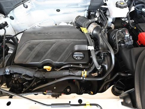 Used 2024 Chevrolet TrailBlazer LS w/ LS Convenience Package FWD image 28