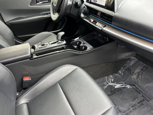 Certified 2023 Toyota Prius XLE FWD image 17