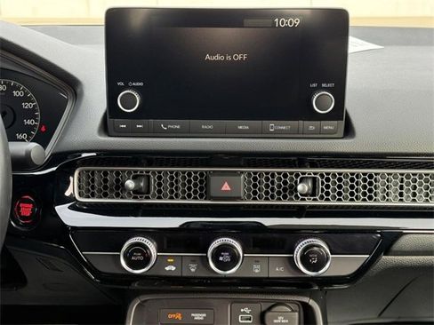 Used 2023 Honda Civic Sport image 14