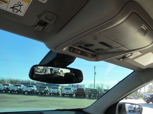 Certified 2024 GMC Terrain AT4 image 26