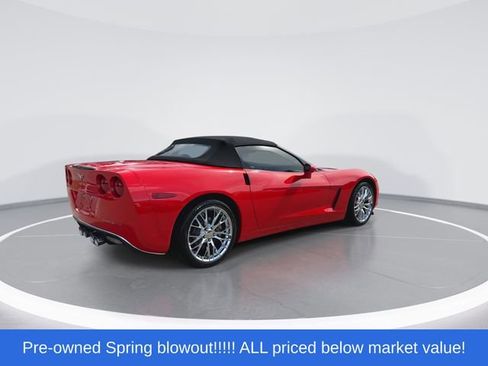 Used 2011 Chevrolet Corvette Convertible w/ 1LT RWD image 4