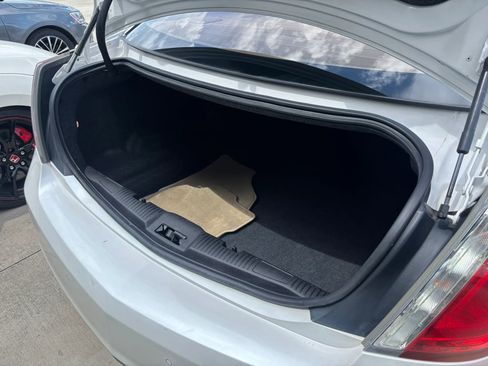 Used 2011 Lincoln MKS FWD image 61