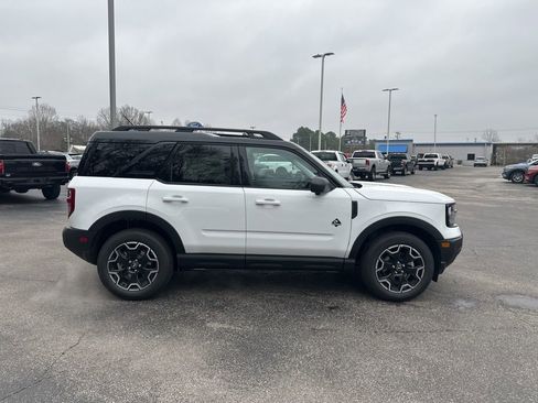 New 2025 Ford Bronco Sport Outer Banks w/ Outer Banks Tech Package+ image 2