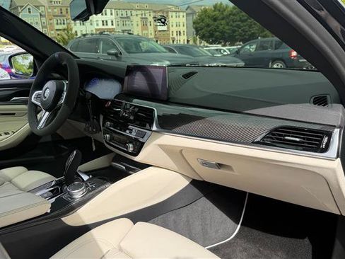 Used 2019 BMW M550i xDrive AWD/4WD image 14