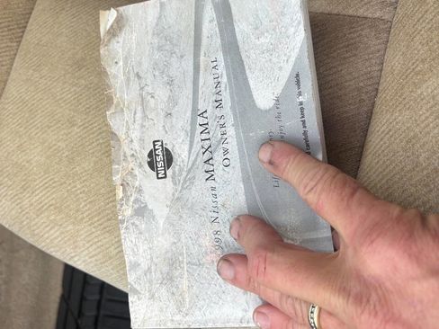 Used 1998 Nissan Maxima SE image 14