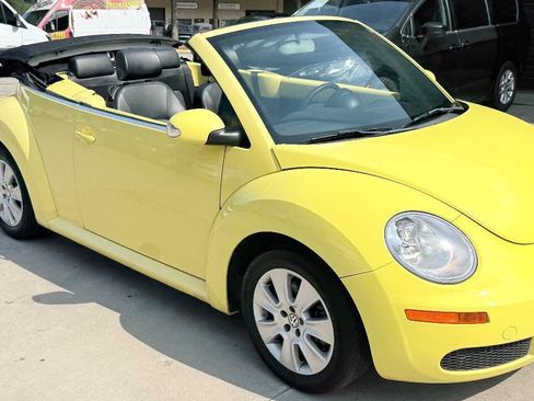 Used 2007 Volkswagen Beetle Convertible w/ Package 1 FWD image 15