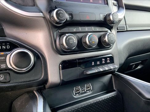Used 2023 RAM 1500 Big Horn AWD/4WD image 34