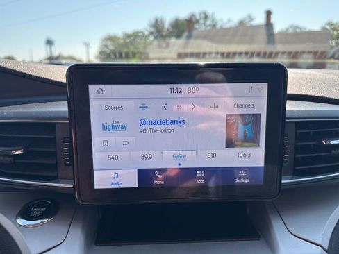 Used 2022 Ford Explorer XLT w/ Equipment Group 202A image 28