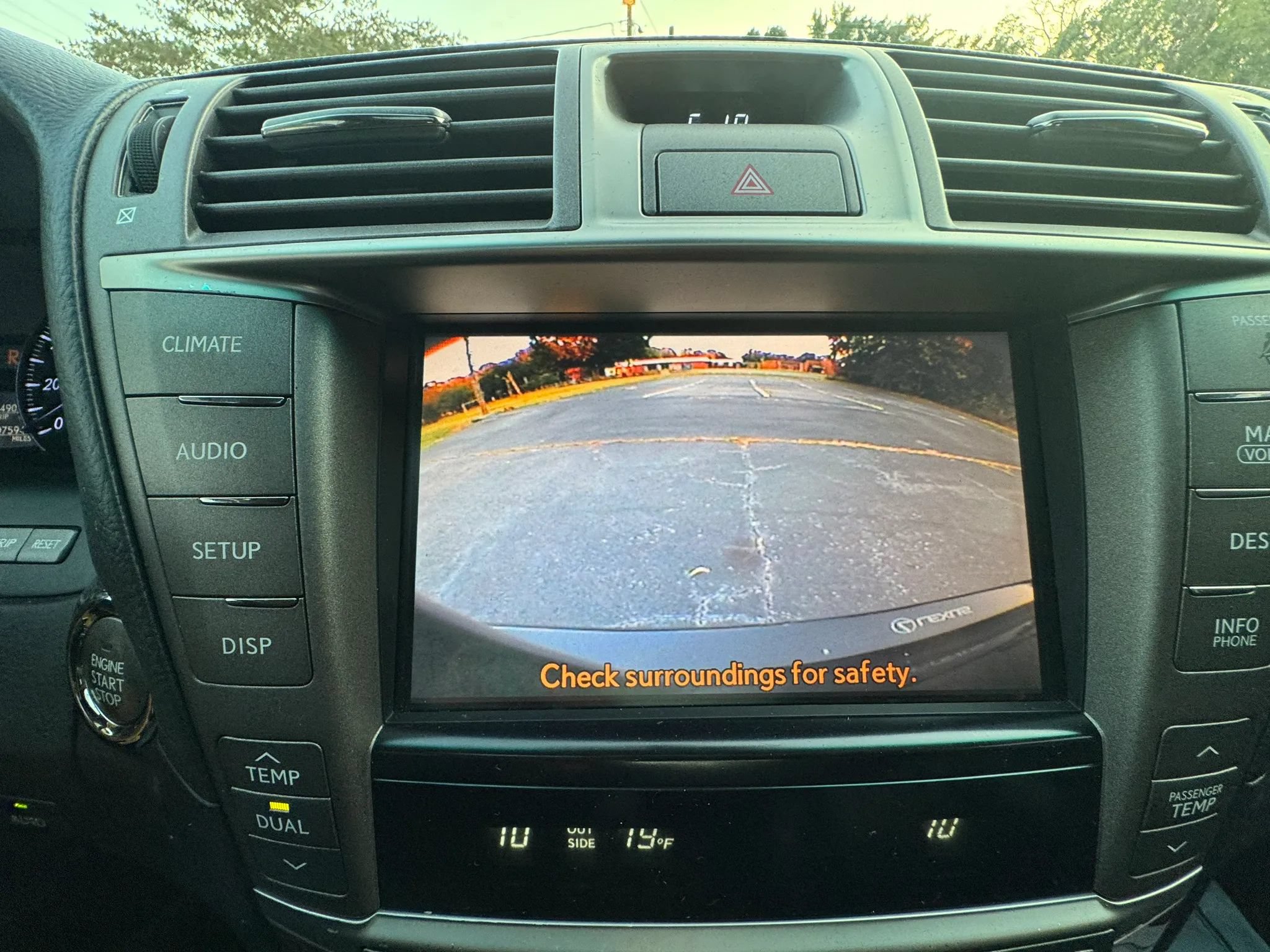 Used 2010 Lexus LS 460 L w/ Luxury Pkg RWD image 23