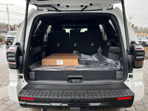 New 2026 Toyota 4Runner 4WD image 25