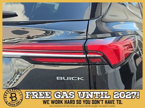 New 2027 Buick Enclave Preferred w/ Power Package FWD image 8