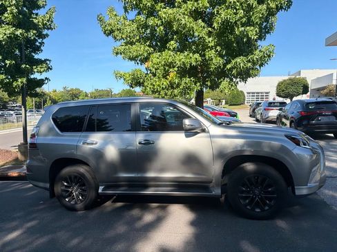 Certified 2023 Lexus GX 460 Premium w/ Premium Package AWD/4WD image 11