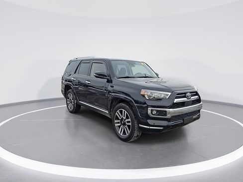 Used 2024 Toyota 4Runner Limited image 2