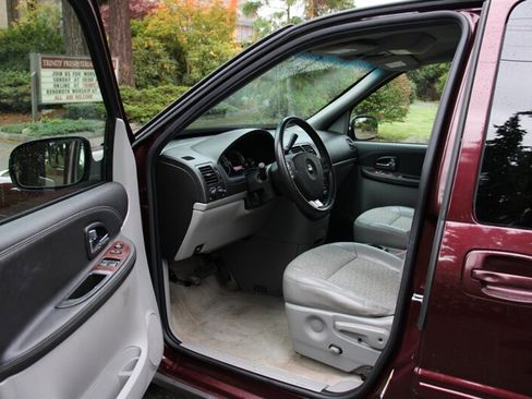 Used 2007 Chevrolet Uplander LT image 5