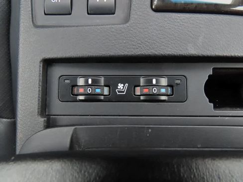 Used 2013 Lexus RX 350 AWD w/ Navigation Pkg image 24