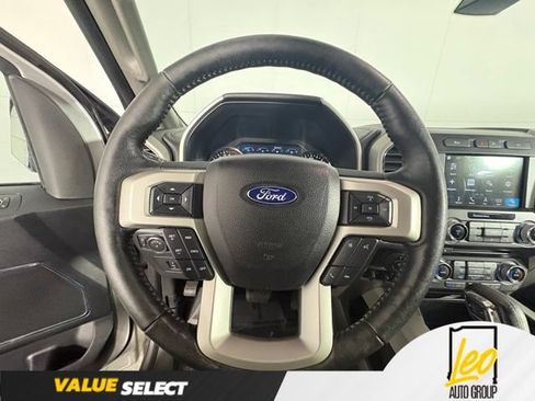 Used 2017 Ford F150 Lariat w/ Equipment Group 502A Luxury AWD/4WD image 13