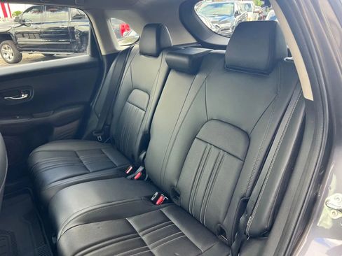 Used 2023 Honda HR-V EX-L image 24