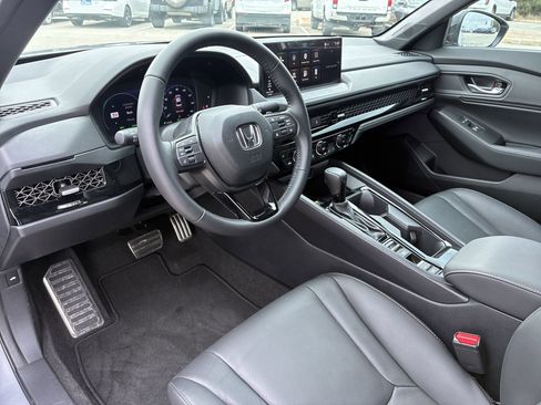 Certified 2025 Honda Accord Sport image 2