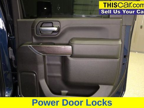 Used 2022 Chevrolet Silverado 2500 LTZ w/ LTZ Plus Package image 28