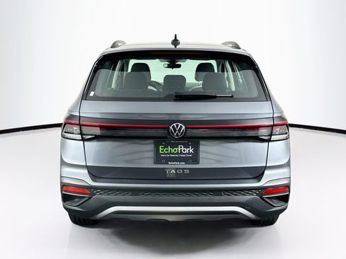 Used 2025 Volkswagen Taos S FWD image 7