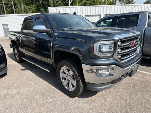 Used 2018 GMC Sierra 1500 SLT AWD/4WD image 3