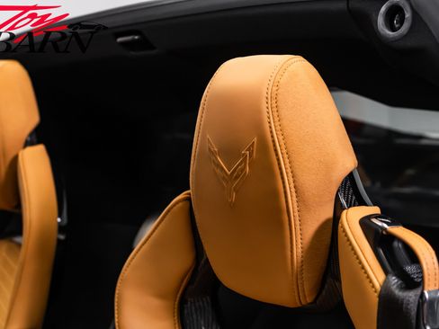 Used 2020 Chevrolet Corvette Stingray Preferred Cpe w/ 2LT Preferred Equipment Group RWD image 33