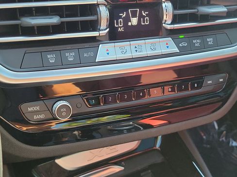 Used 2023 BMW X3 sDrive30i w/ M Sport Package RWD image 30