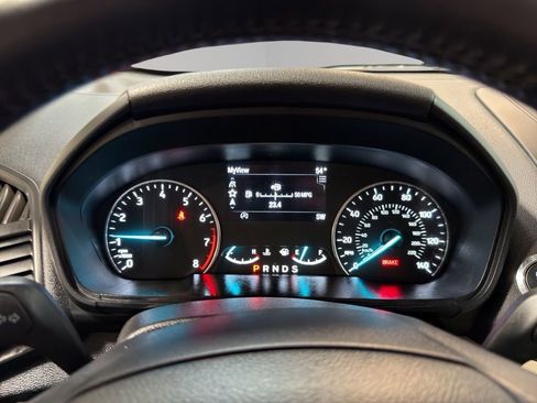 Used 2019 Ford EcoSport Titanium image 11