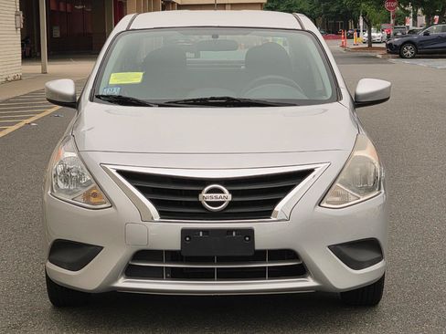 Used 2016 Nissan Versa S Plus FWD image 2