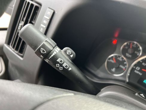 Used 2023 GMC Savana 3500 w/ Power Convenience Package image 31