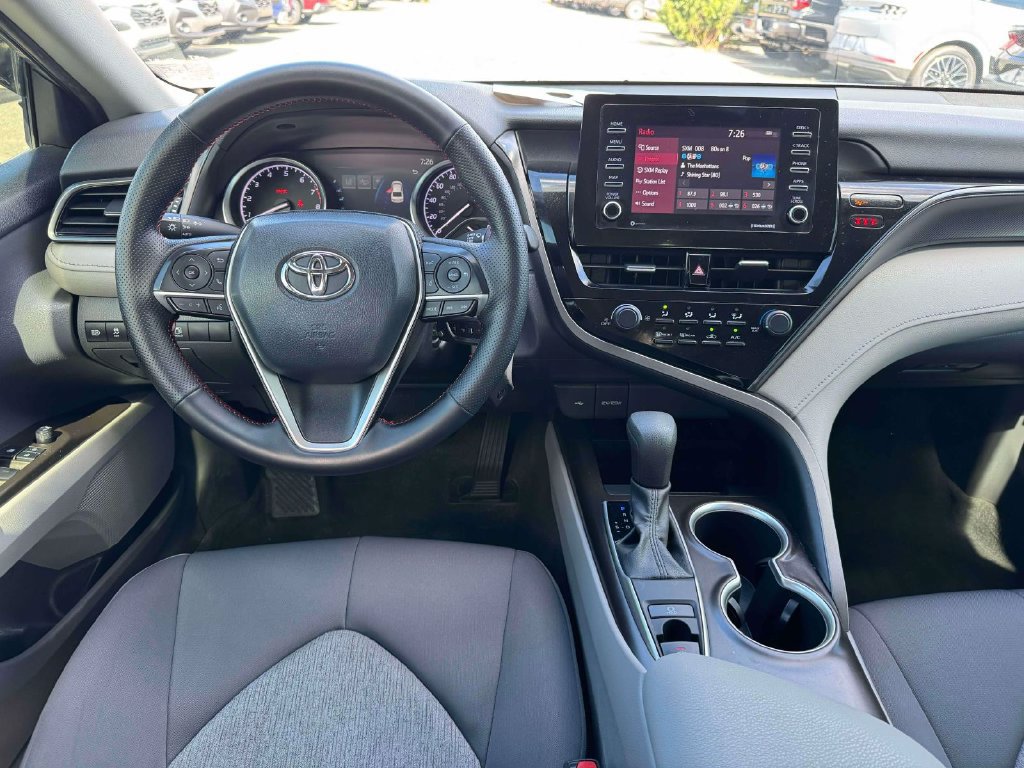 Used 2021 Toyota Camry LE AWD/4WD image 19