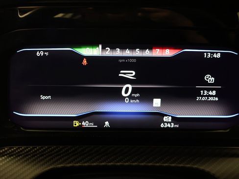 Used 2024 Volkswagen Golf R AWD/4WD image 47
