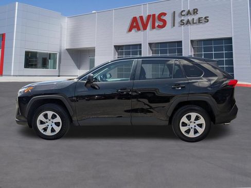 Used 2025 Toyota RAV4 LE AWD/4WD image 2